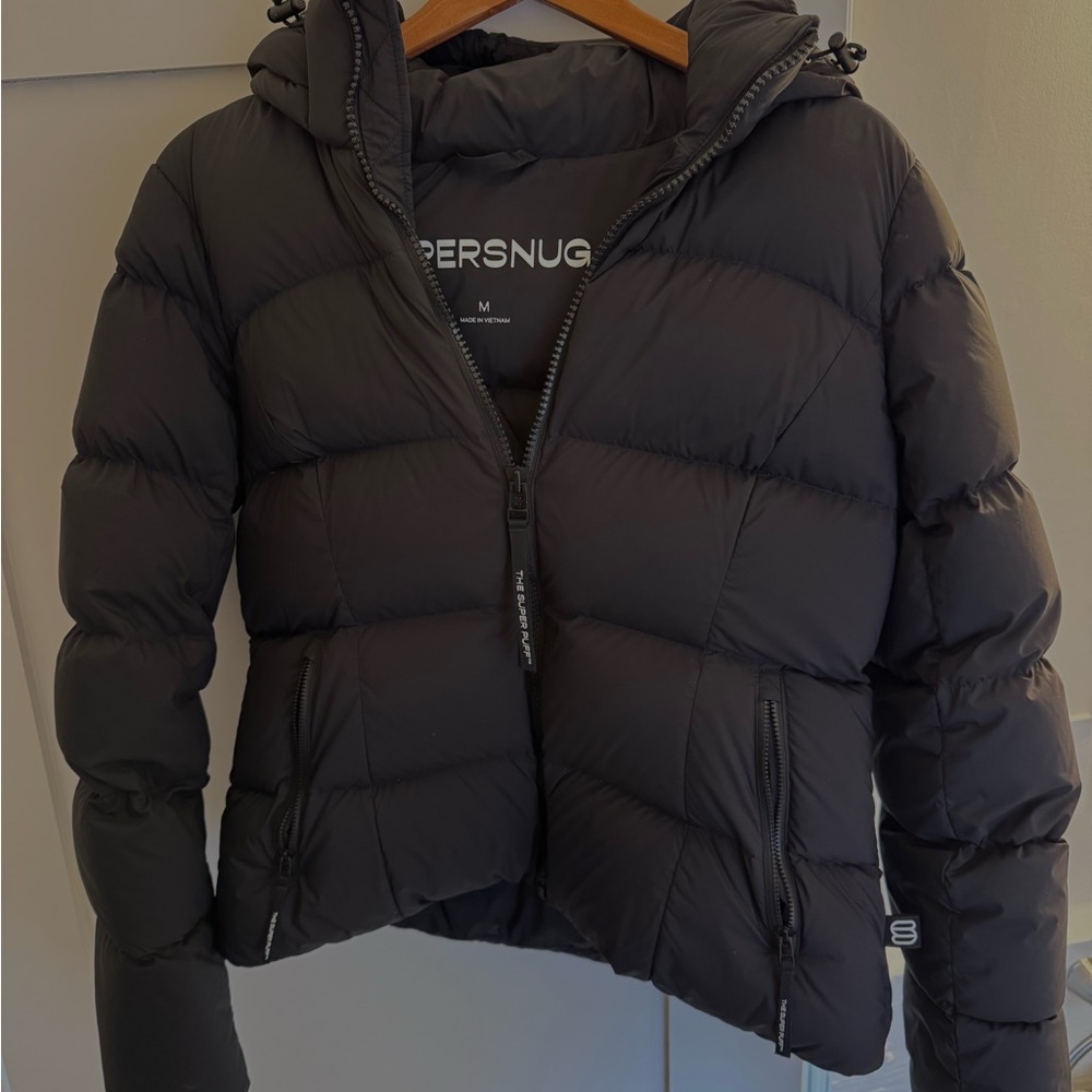 Aritzia Supersnug Puff (Size Medium)